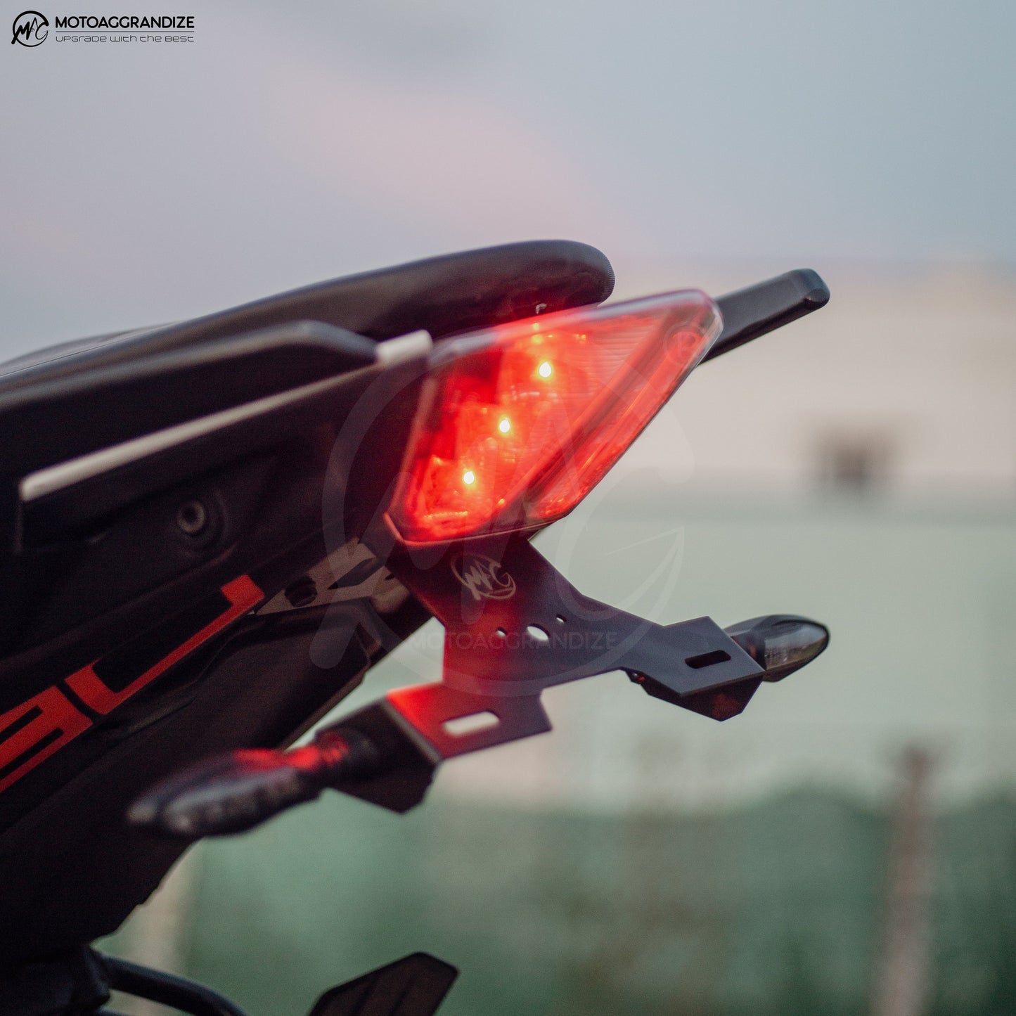 Tail Tidy/ Fender Eliminator for KTM Duke 125/ 200/ 250 / 390 (Gen 2)