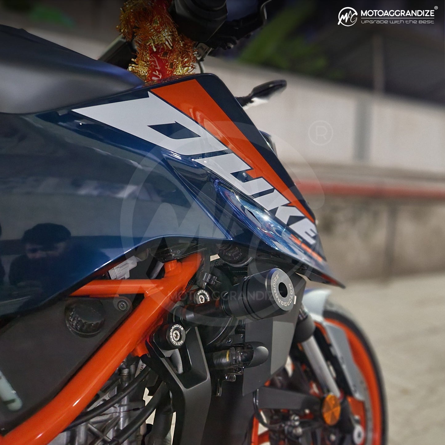 Motoaggrandize Frame sliders/ Crash Protectors for KTM Duke 250| 350| 390R Gen 3 (2024+)
