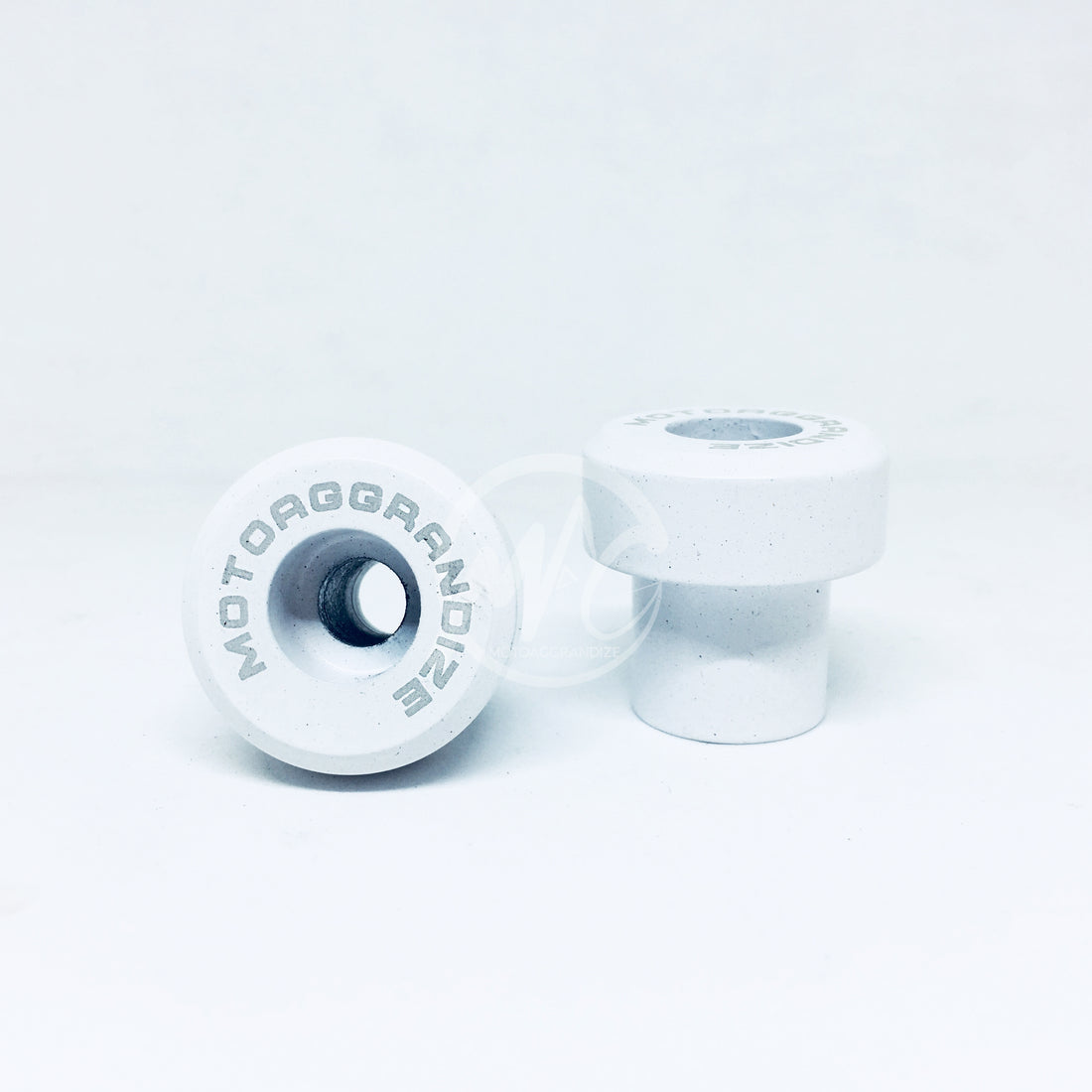 Motoaggrandize Frame sliders | Crash Protectors for Husqvarna Vitpilen | Svartpilen